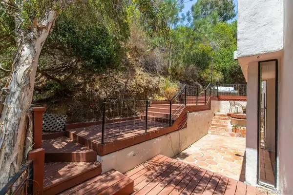 8354 Gilman Dr., La Jolla, CA 92037