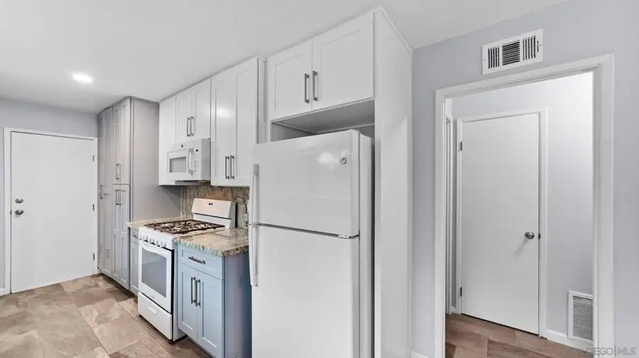 3670 Rosa Linda, San Diego, CA 92154 - #2
