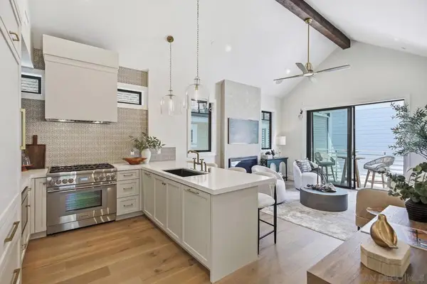 845 G Avenue, Coronado, CA 92118