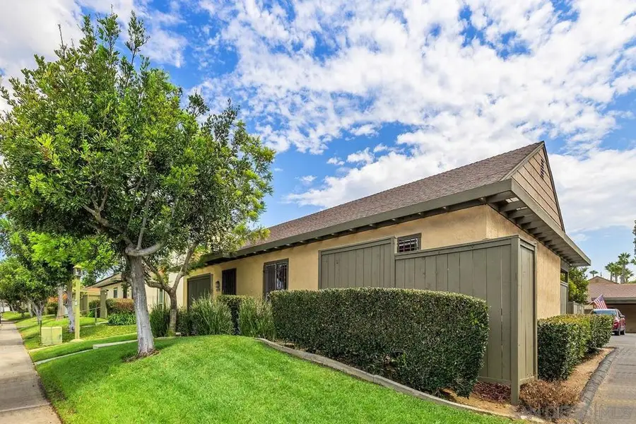 10565 Greenford, San Diego, CA 92126 - #2