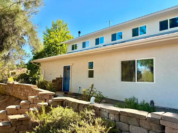 Address Withheld By Seller, Ramona, CA 92065