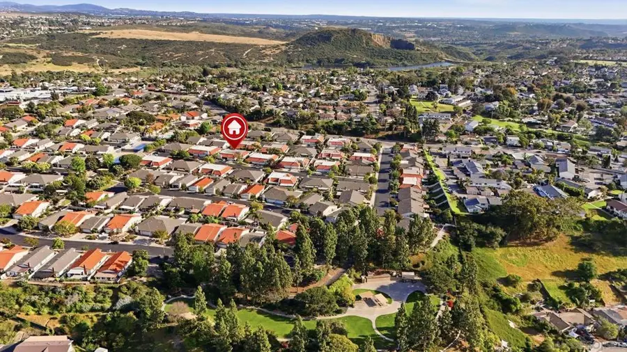 4233 Dawn Ln, Oceanside, CA 92056 - #3