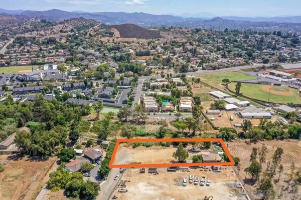 1828 N Iris Ln, Escondido, CA 92026