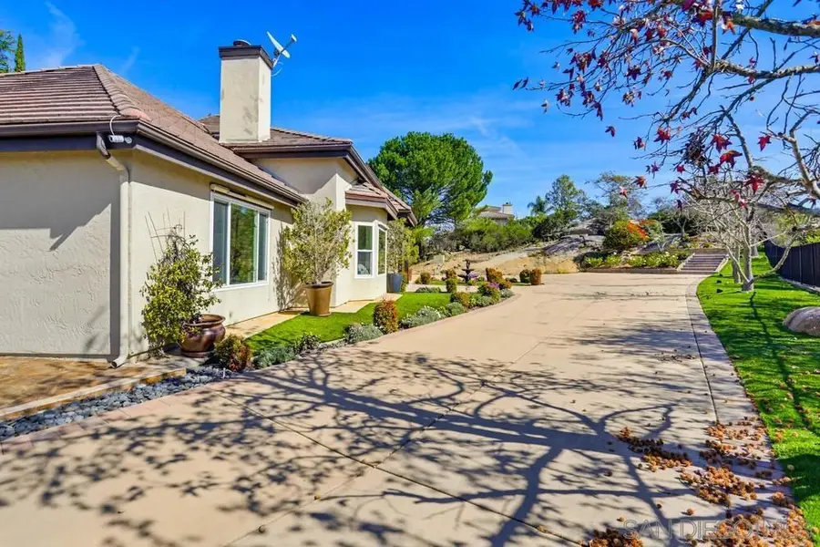 29059 Meadow Glen Way W, Escondido, CA 92026 - #3