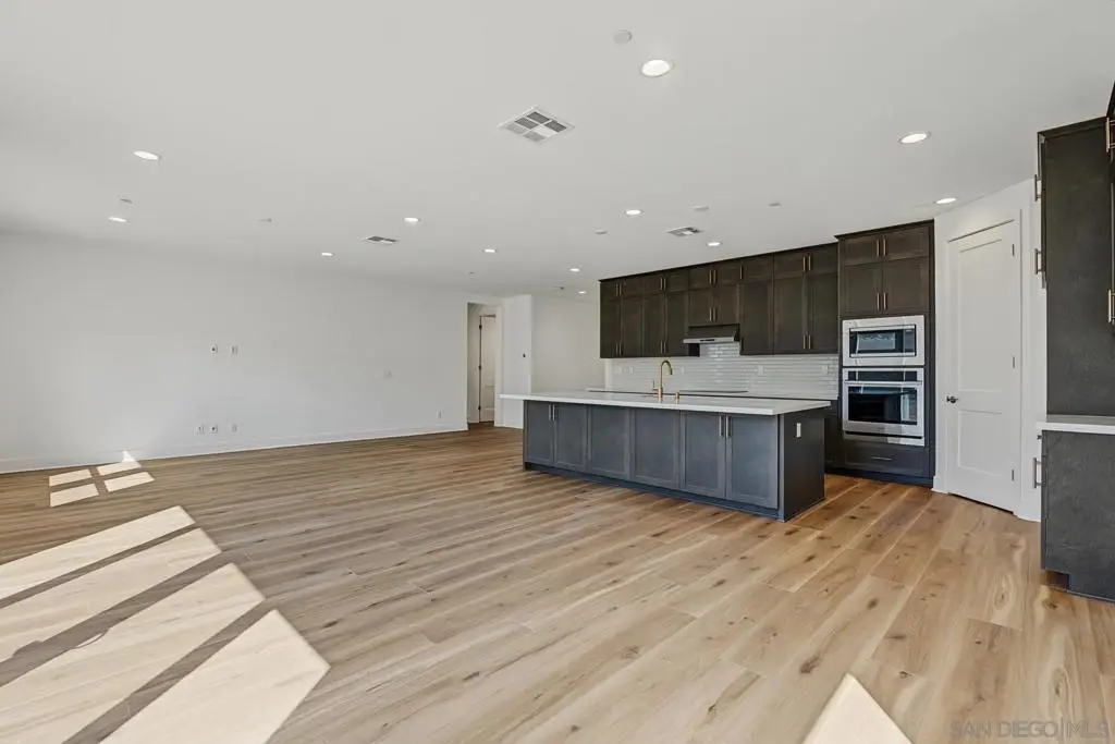 3147 Smith Pl, Escondido, CA 92027 - #1