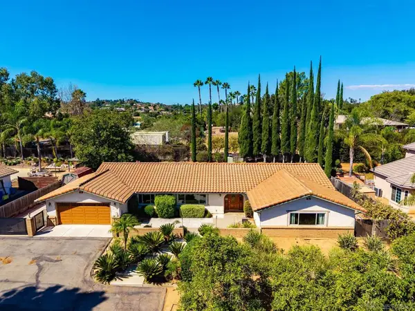 1643 Citrus Hills Lane, Escondido, CA 92027