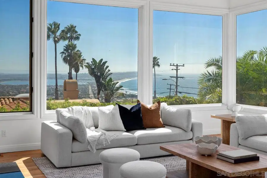 Address Withheld By Seller, La Jolla, CA 92037 - #2