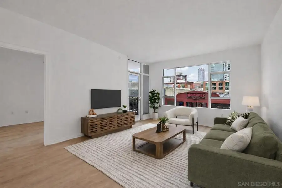 530 K St #216, San Diego, CA 92101 - Image #3