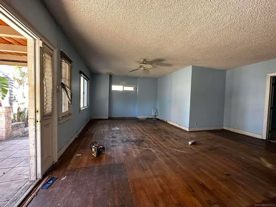 282 N 6th Avenue, Upland, CA 91786 - #2