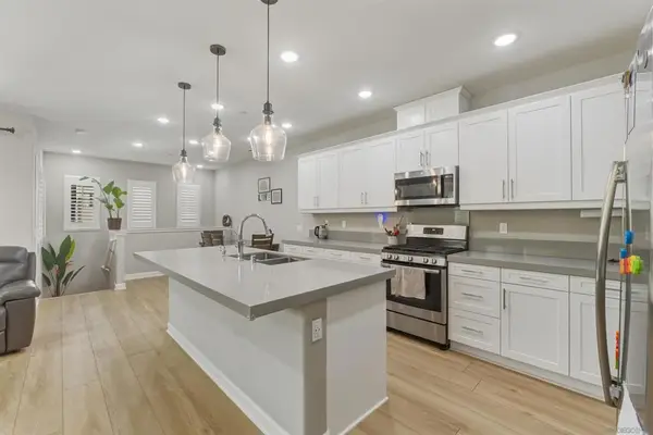 10849 Blake Way, San Diego, CA 92129