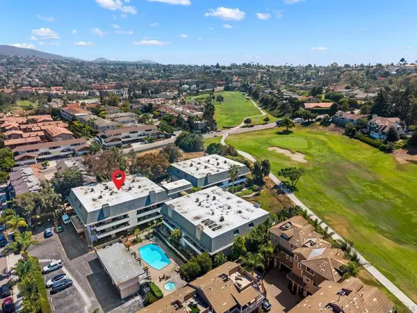 2533 Navarra Dr #2A, Carlsbad, CA 92009