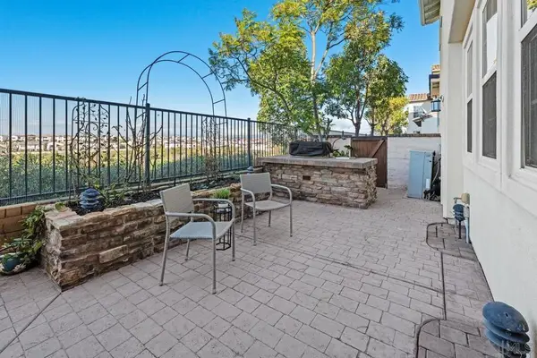 6096 Blue Dawn Trail, San Diego, CA 92130