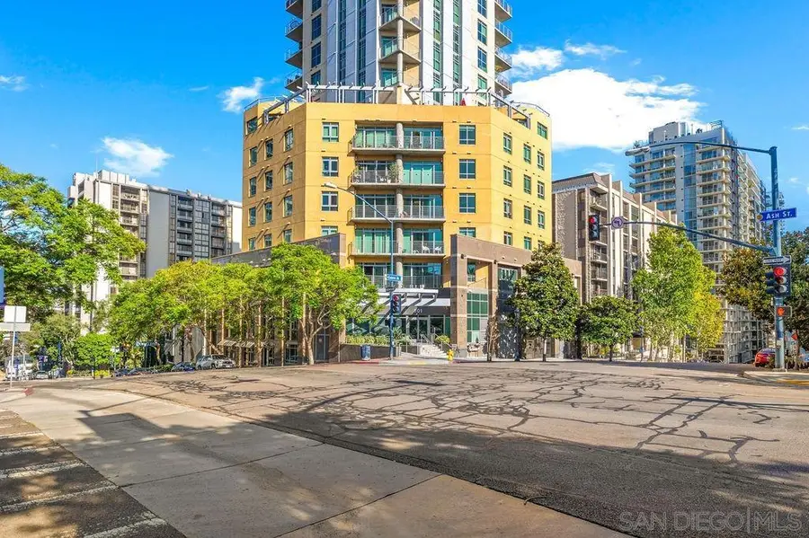 801 Ash St #402, San Diego, CA 92101 - #2