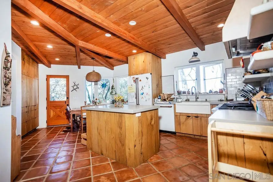 255 Hillside Place, El Cajon, CA 92021 - #2