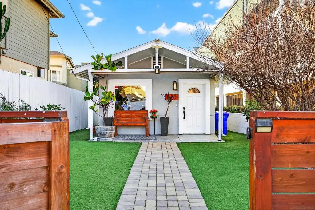 530 11th St, Imperial Beach, CA 91932 - #1