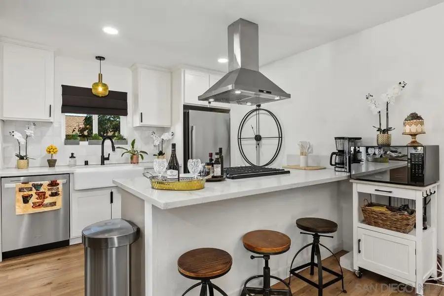 1811 Iris Way, Escondido, CA 92027 - Image #3