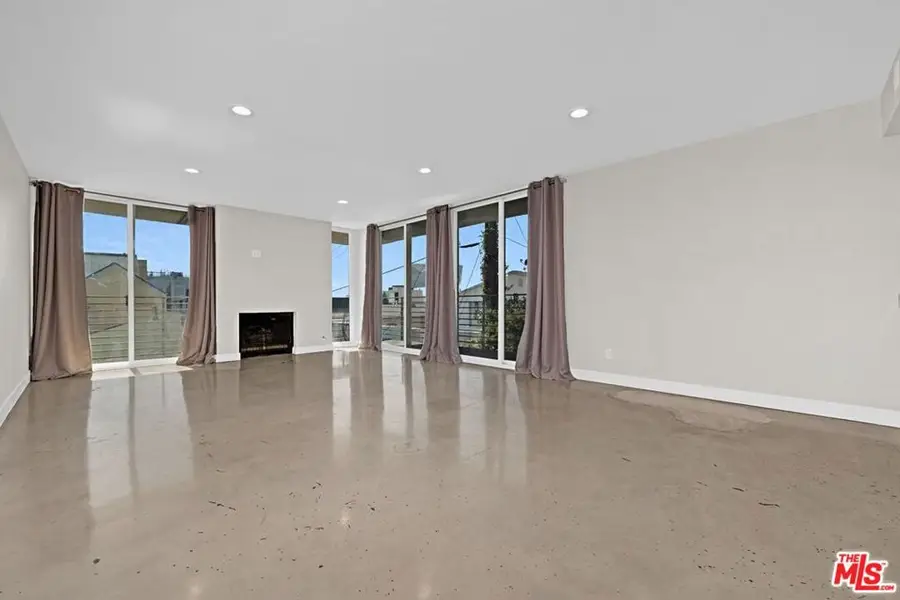 1129 Larrabee Street #11, West Hollywood, CA 90069 - #3