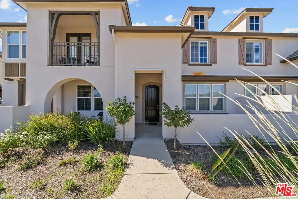 28614 Pietro Drive, Valencia, CA 91354 - #1