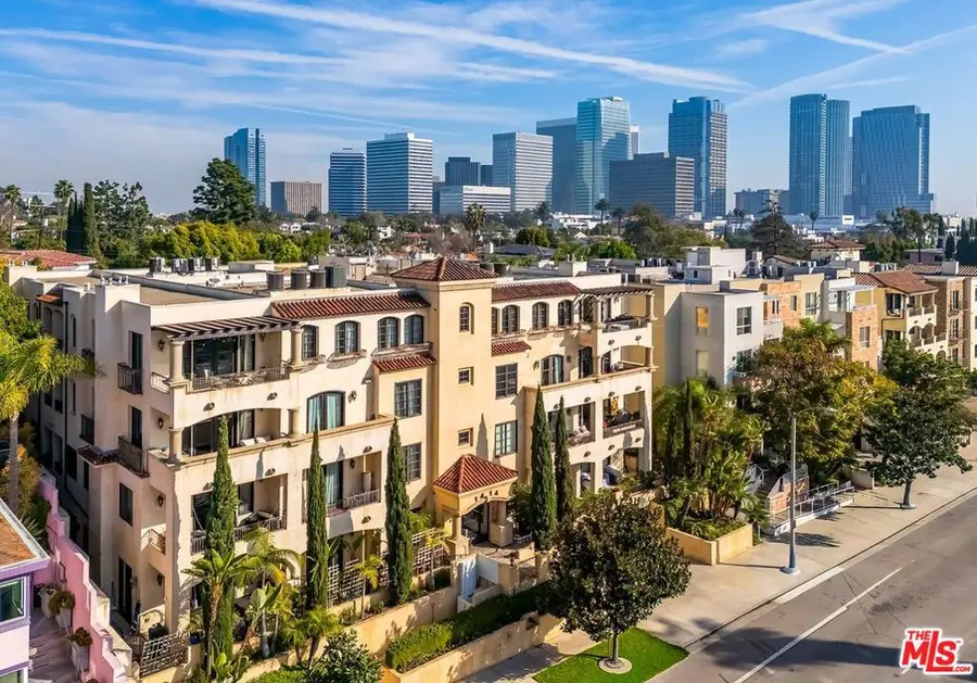 1414 S Beverly Glen Boulevard #301, Los Angeles, CA 90024 - #2
