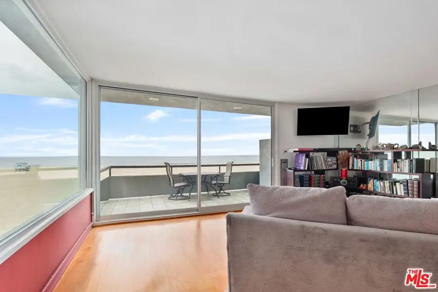 6 Fleet Street #203, Marina Del Rey, CA 90292 - #3