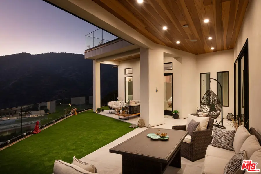 1367 Casiano Road, Los Angeles, CA 90049 - #3