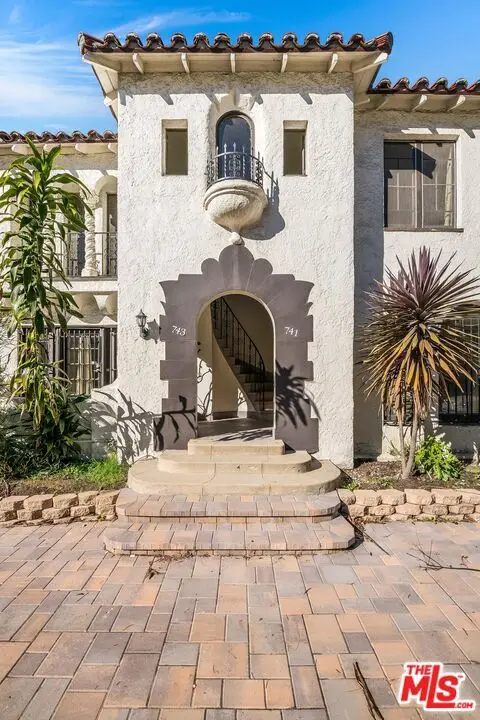 741 S Curson Avenue, Los Angeles, CA 90036 - #2