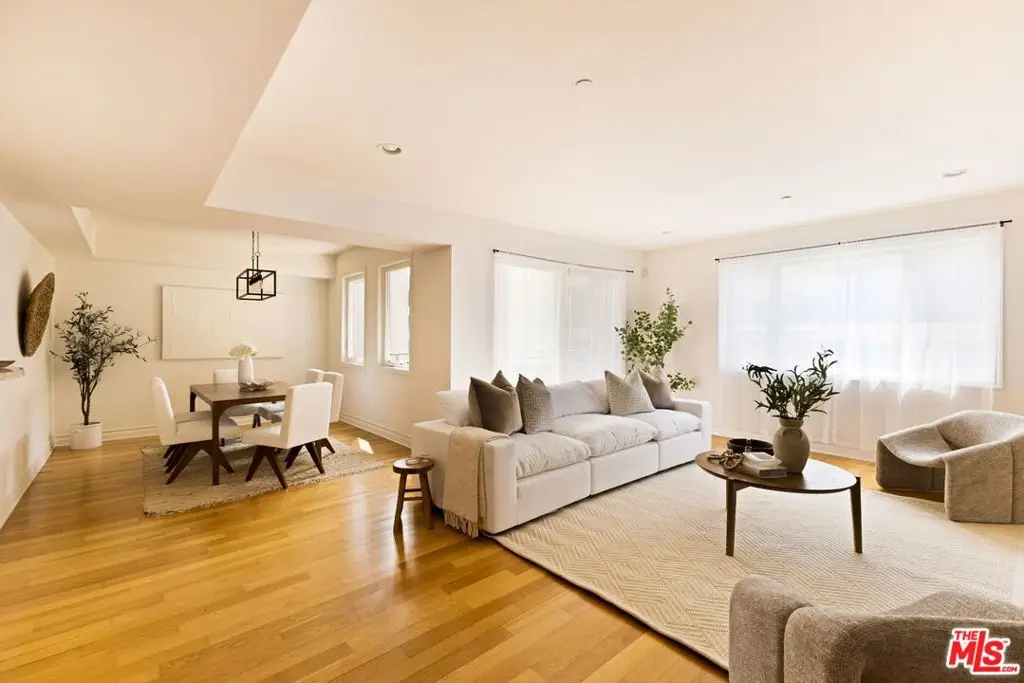 325 Arnaz Drive #304, Los Angeles, CA 90048 - Image #1