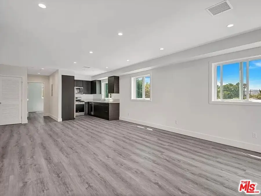 5750 Kester Avenue, Van Nuys, CA 91411 - #3