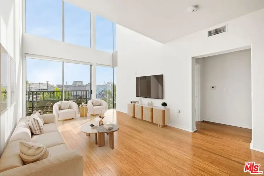 629 Traction Avenue #403, Los Angeles, CA 90013 - #3