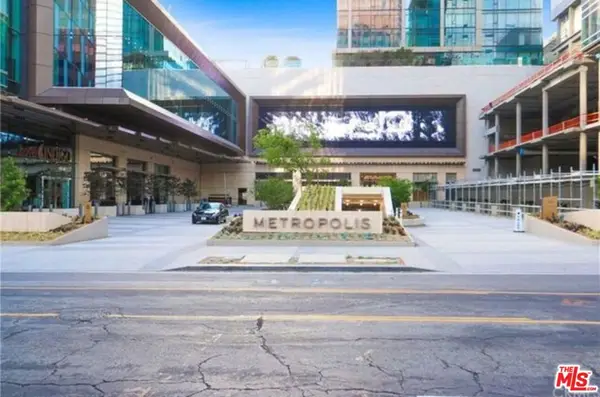 889 Francisco Street #2210, Los Angeles, CA 90017