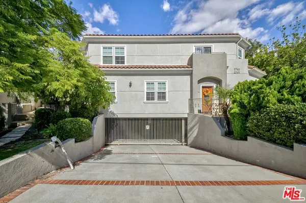 2743 Montrose Avenue #110, La Crescenta, CA 91020