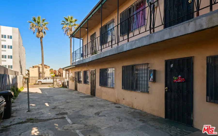 732 W 76th Street, Los Angeles, CA 90044 - Image #3