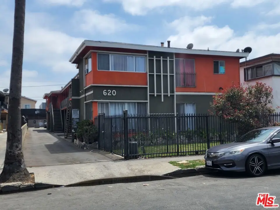 620 W 82nd Street, Los Angeles, CA 90044 - #1