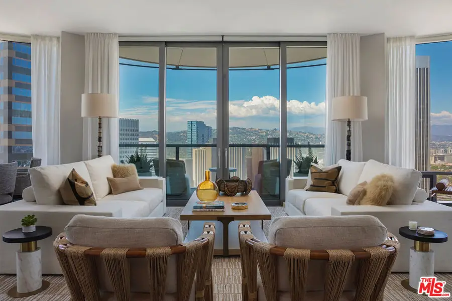 211 W Elm Court #26C, Los Angeles, CA 90067 - #2