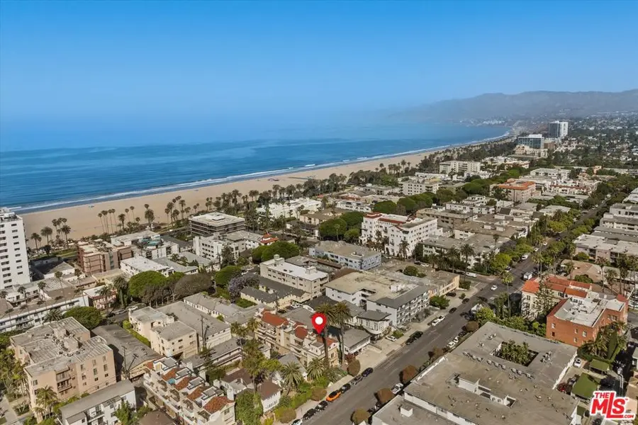1032 3rd Street #101, Santa Monica, CA 90403 - #2