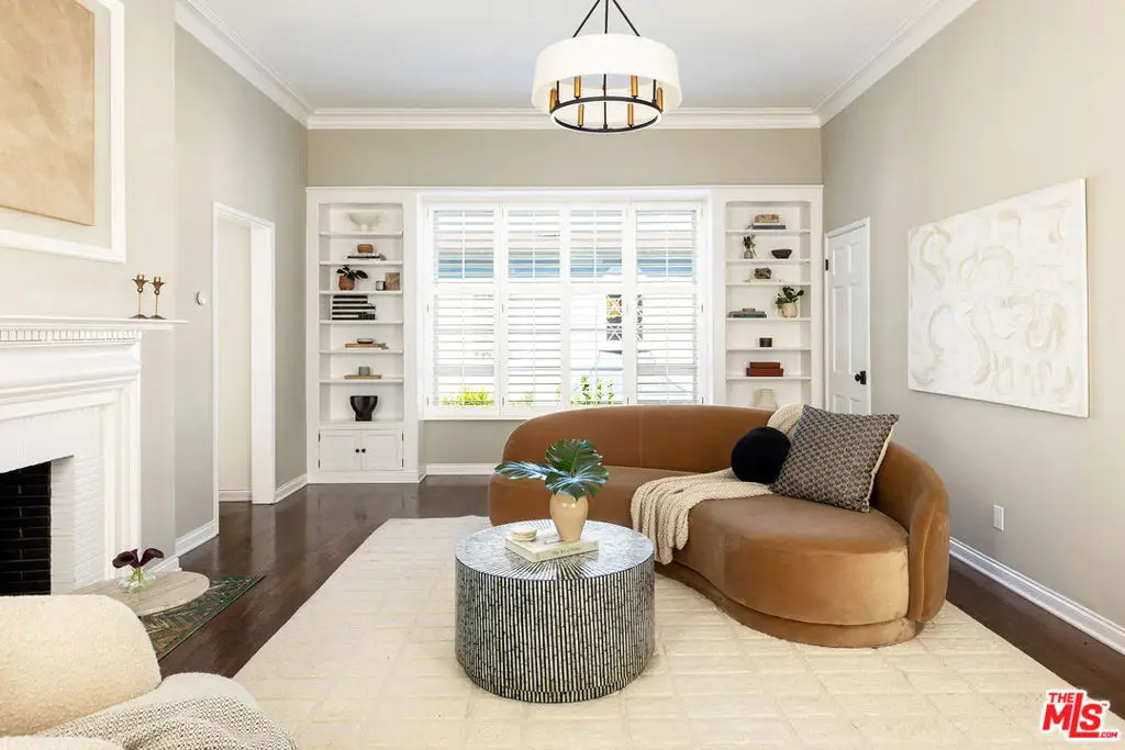 118 1/2 N Flores Street, Los Angeles, CA 90048 - Image #1