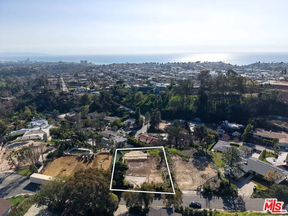 14722 Oracle Place, Pacific Palisades, CA 90272 - #1