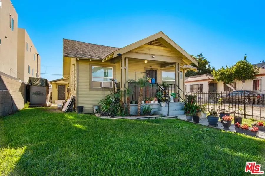 528 W 75th Street, Los Angeles, CA 90044 - #2