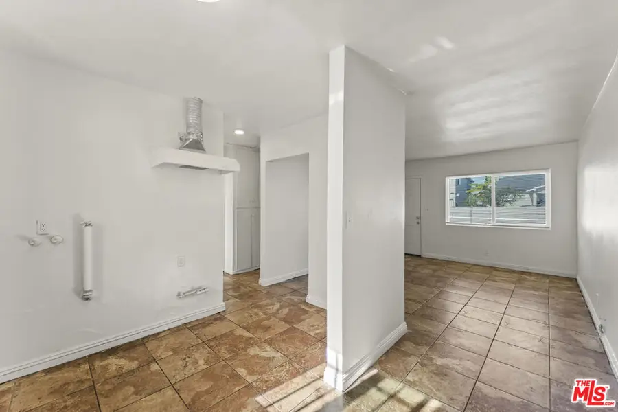 1030 E 21st Street, Long Beach, CA 90806 - #3