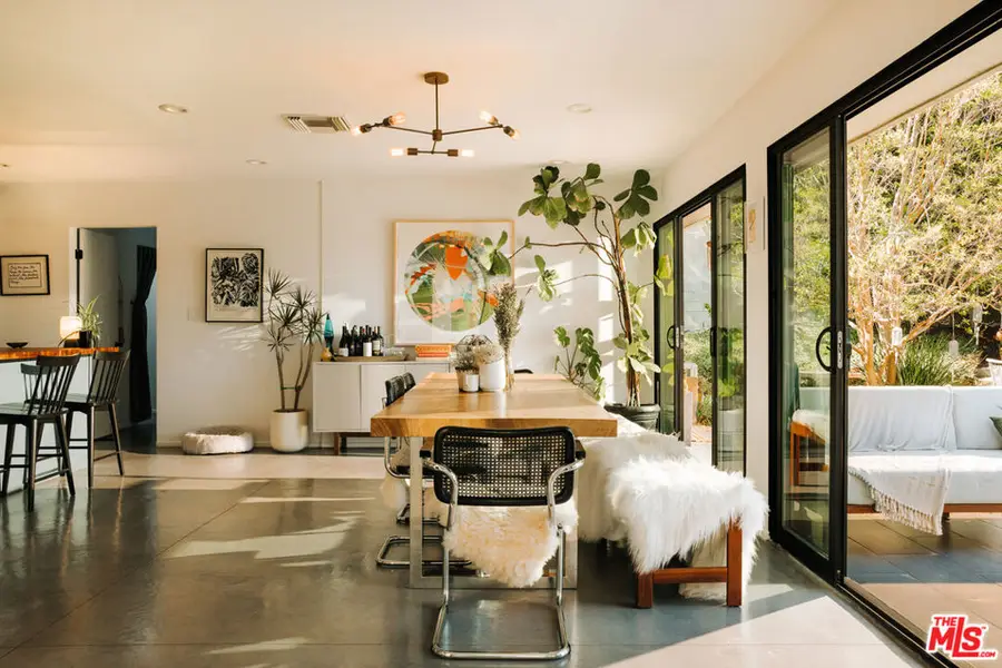 2230 Banyan Drive, Los Angeles, CA 90049 - Image #2