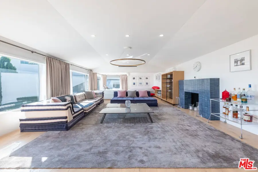 8501 Hedges Place, Los Angeles, CA 90069 - Image #3