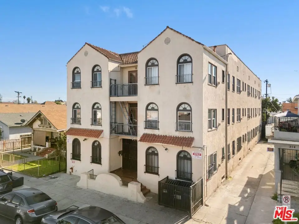 210 W 43rd Place, Los Angeles, CA 90037 - #1