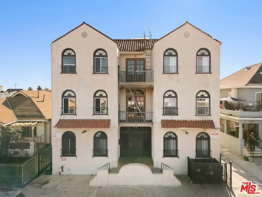 210 W 43rd Place, Los Angeles, CA 90037 - #3