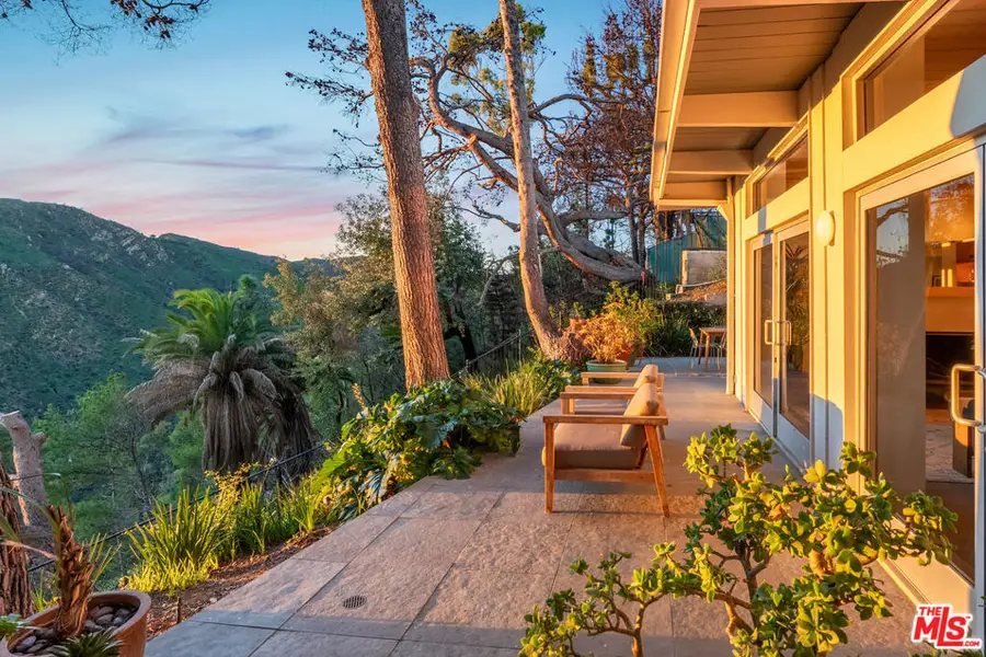 16798 Charmel Lane, Pacific Palisades, CA 90272 - Image #3