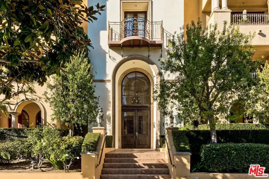 10617 Eastborne Avenue #PH1, Los Angeles, CA 90024 - #2