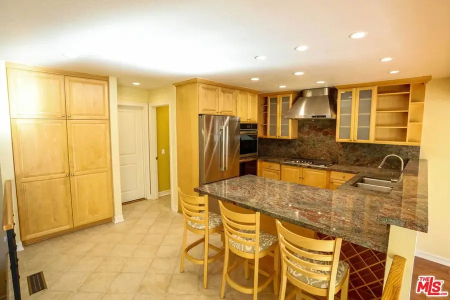 17097 Palisades Circle, Pacific Palisades, CA 90272 - #3