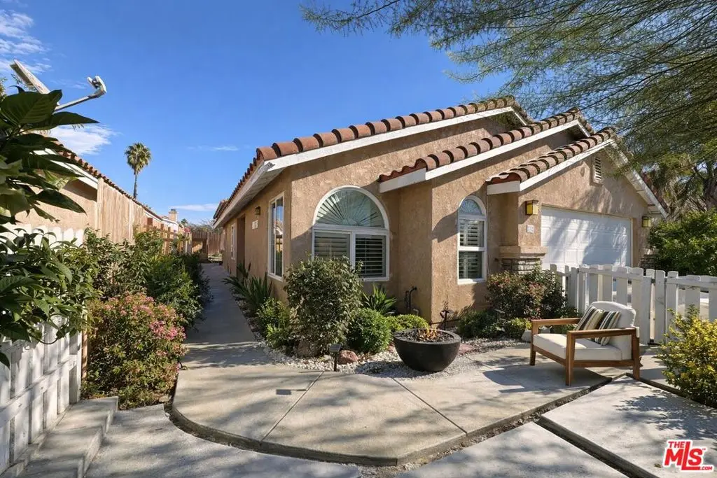 332 Via Capri, Hemet, CA 92545 - #1