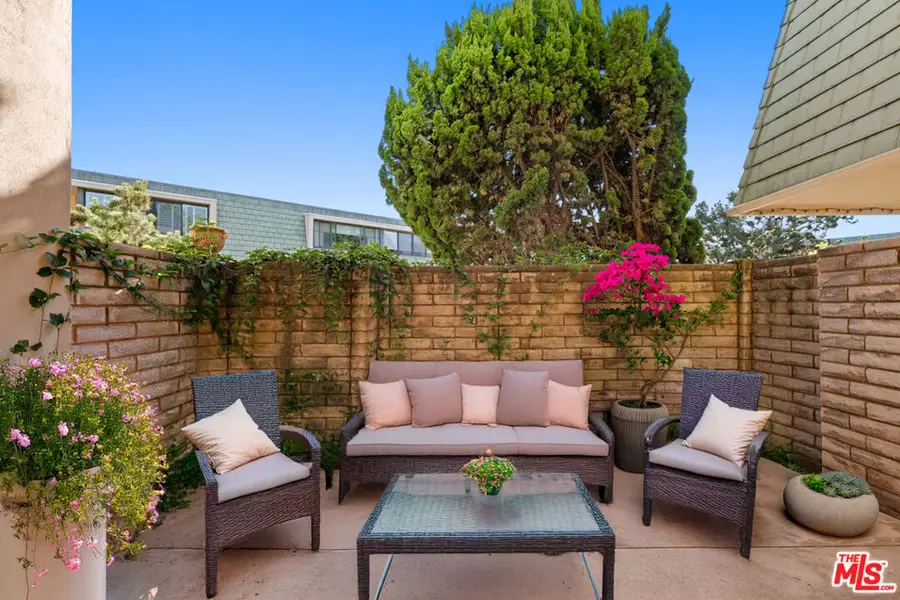 13206 Admiral Avenue #F, Marina Del Rey, CA 90292 - #3