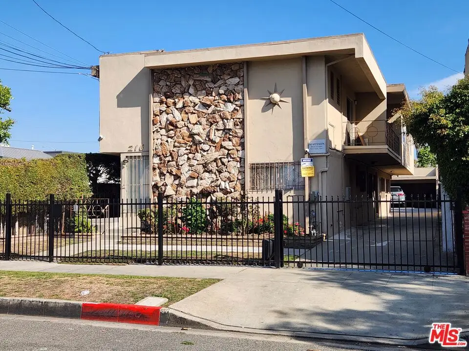 216 S Inglewood Avenue, Inglewood, CA 90301 - #1