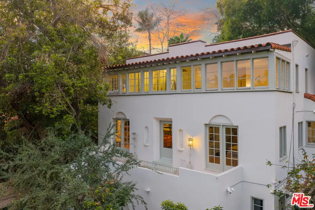 5944 Manola Way, Los Angeles, CA 90068 - #1